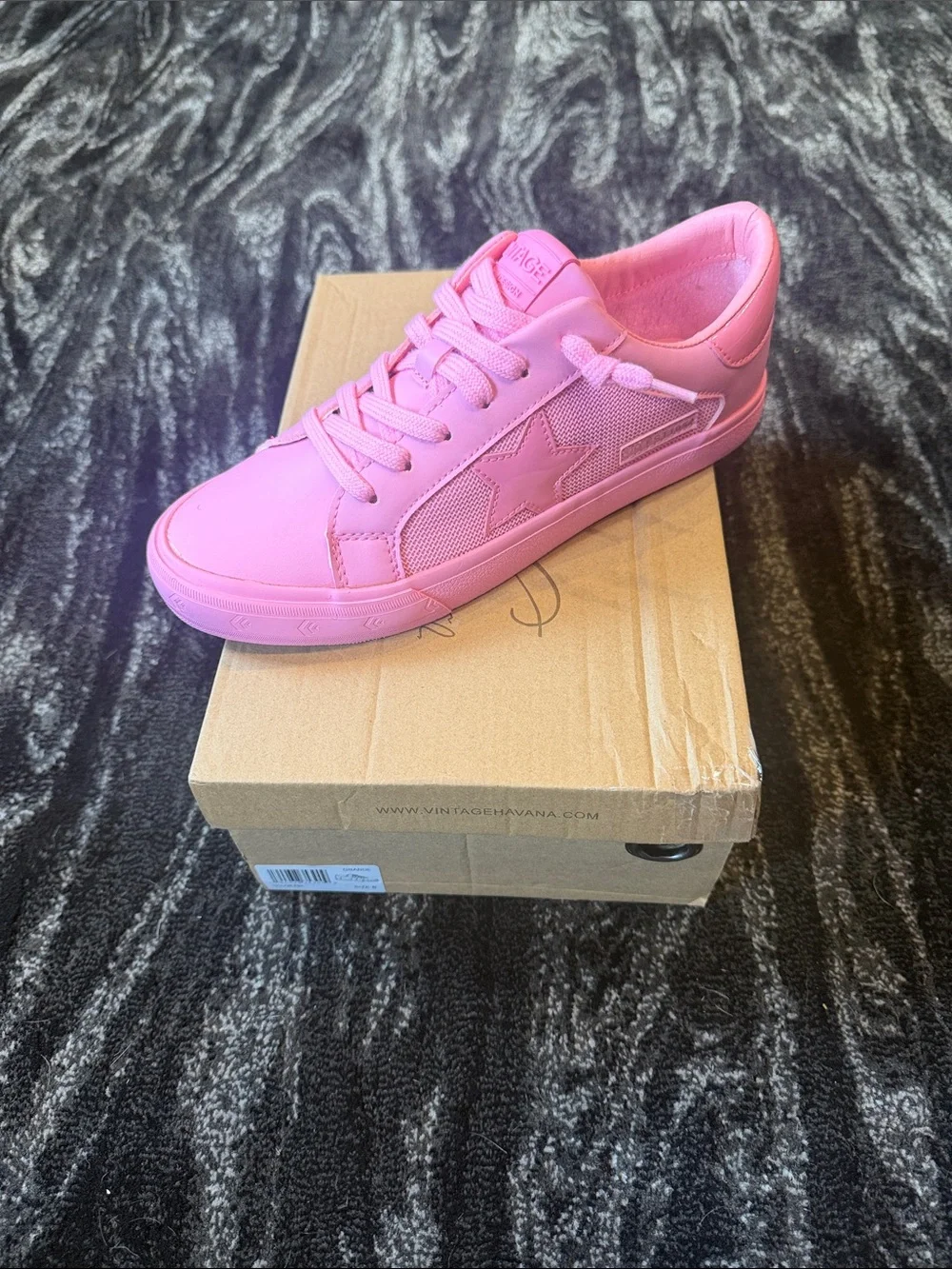 Vintage Havana Pink Low-Top Sneakers - Picture 6 of 7